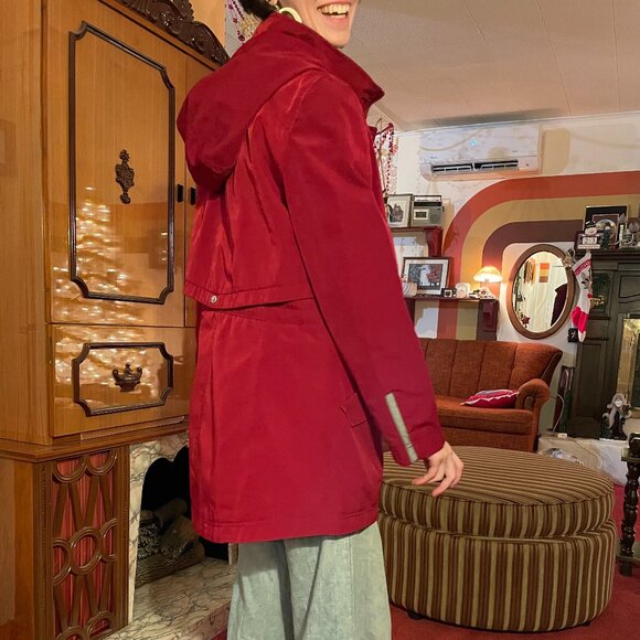 Modern maroon nautica drawstring waist rain coat! - Picture 8 of 16